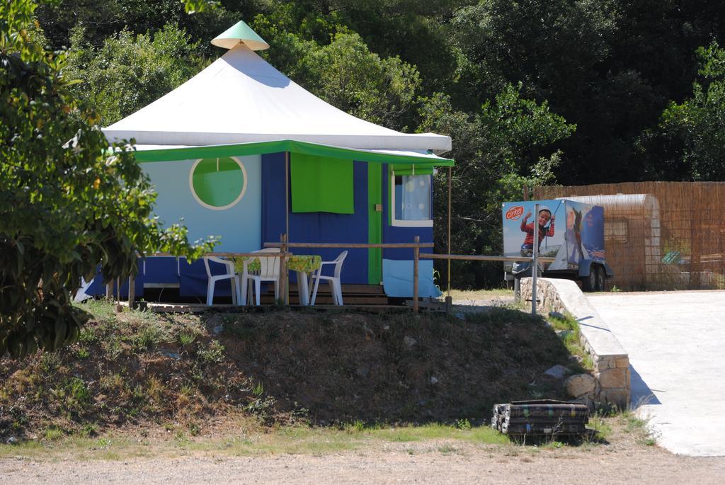 Camping Village Canapai Rio Marina Szoba fotó