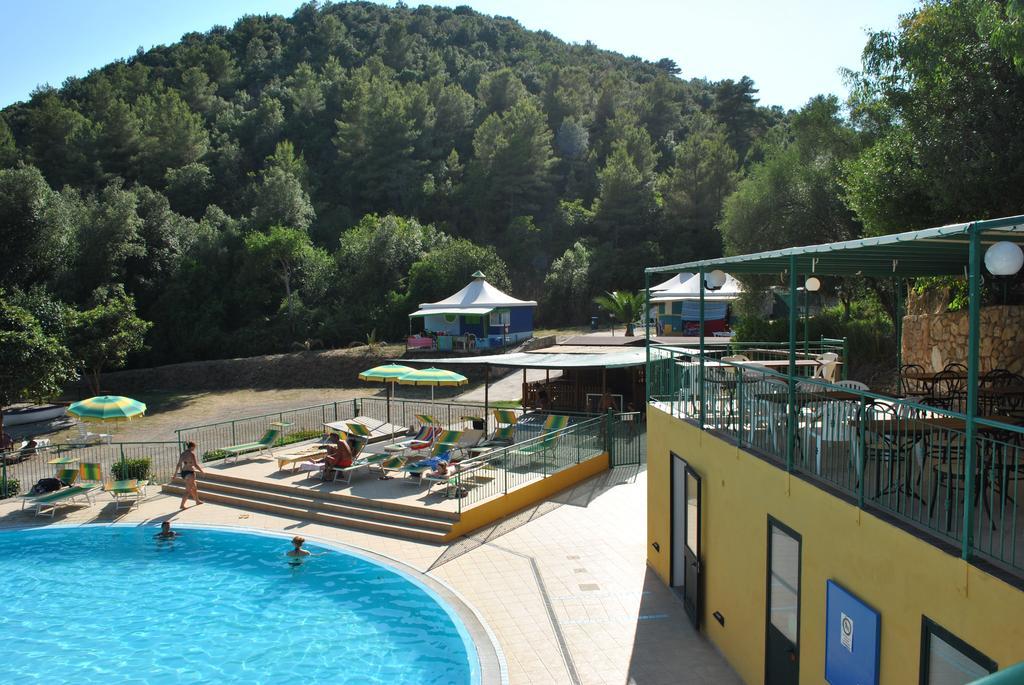 Camping Village Canapai Rio Marina Kültér fotó